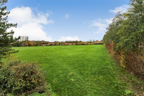 50 Downland, Two Mile Ash, Milton Keynes, MK8 8HN