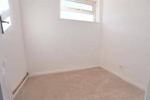 14a Berwick Road, London, E16 3DS