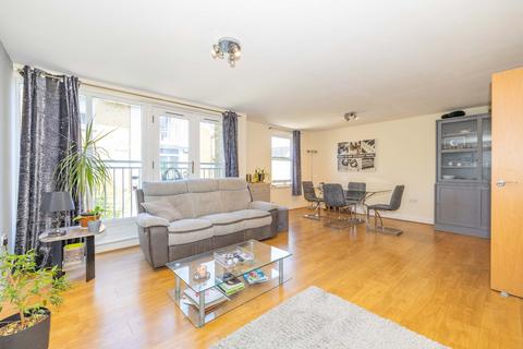 2 bedroom flat for sale, St. Andrews Close, Canterbury, Kent, CT1