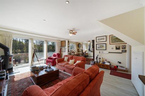28 Sunbury Court Island, Sunbury-on-thames, TW16 5PP