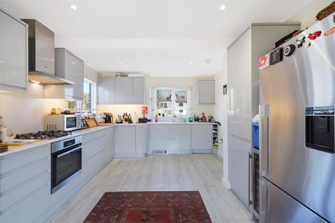28 Sunbury Court Island, Sunbury-on-thames, TW16 5PP