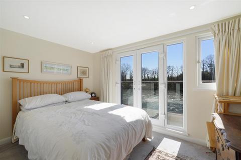 28 Sunbury Court Island, Sunbury-on-thames, TW16 5PP