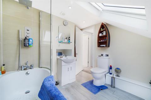 28 Sunbury Court Island, Sunbury-on-thames, TW16 5PP