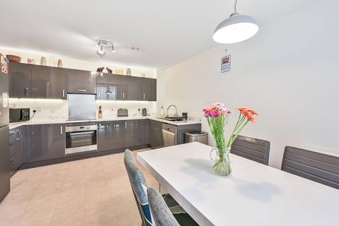 Charmille Avenue, Mill Hill, London, NW9