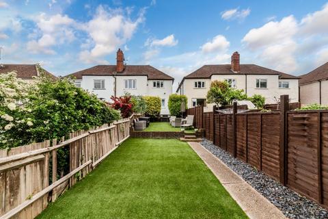 2 bedroom maisonette for sale, Ewell By Pass, Ewell Village