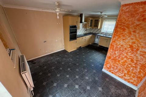 3 bedroom end of terrace house for sale, Knowles Place, Wigan, WN1