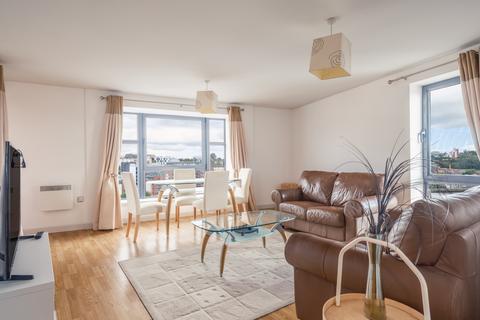 2 bedroom apartment to rent, Mill Road, Gateshead NE8