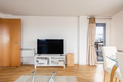 2 bedroom apartment to rent, Mill Road, Gateshead NE8