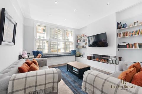 2 bedroom apartment to rent, Ridgmount Gardens, WC1E