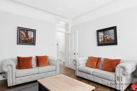 2 bedroom apartment to rent, Ridgmount Gardens, WC1E