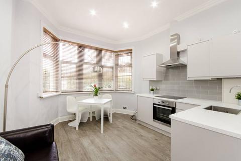 Flat 1, 31 Drewstead Road, London, SW16 1LY