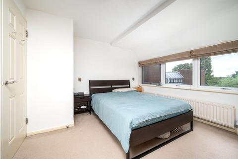 2 bedroom flat for sale, Chandos Way, Golders Green