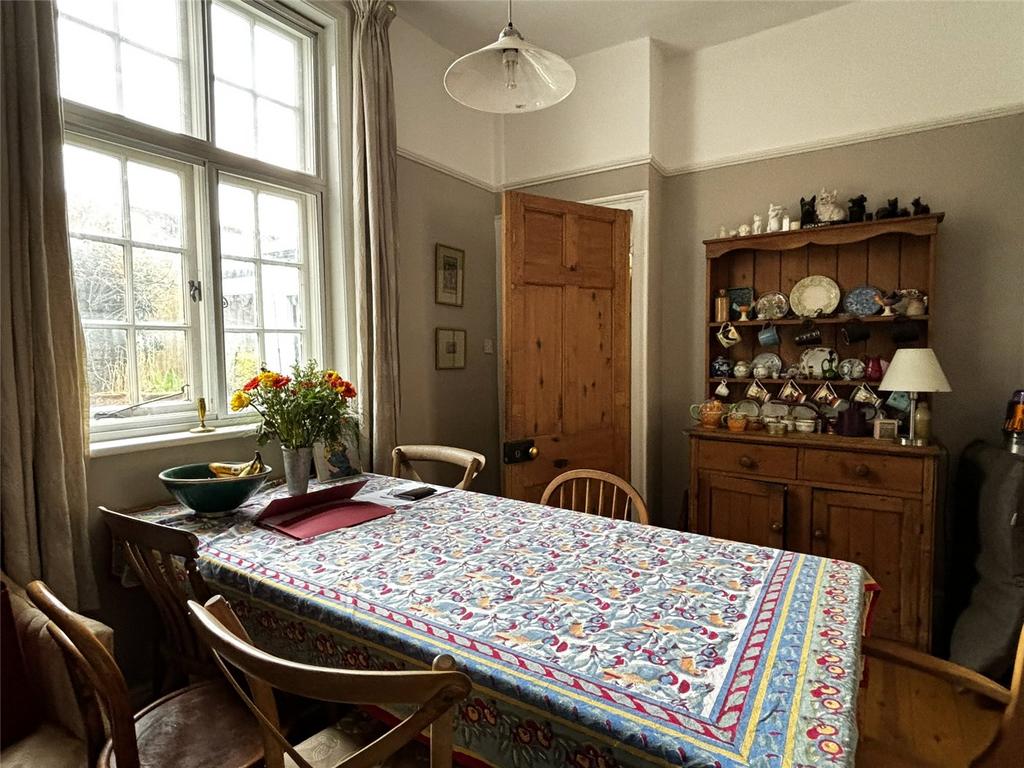 Breakfast Room