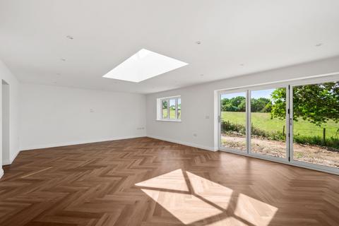 3 bedroom detached house for sale, Robin Hood Close, Mawdesley, L40 2RG