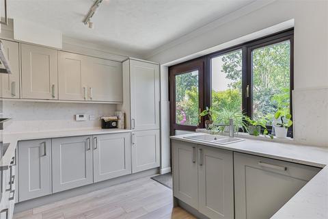 4 bedroom detached house for sale, Pearce Gardens, Lilliput