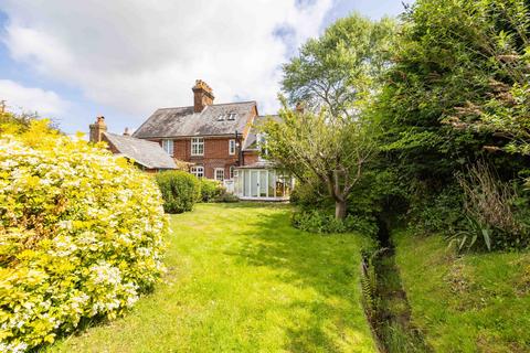 4 bedroom semi-detached house for sale, Dargate, Faversham, Kent, ME13