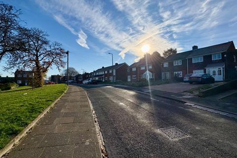 3 bedroom terraced house for sale, Badsey Road, Oldbury B69