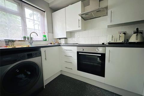 28 Muncies Mews, London, SE6 1ER