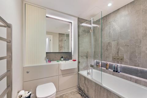 1 bedroom flat for sale, Phoenix Court, Oval Village, SE11