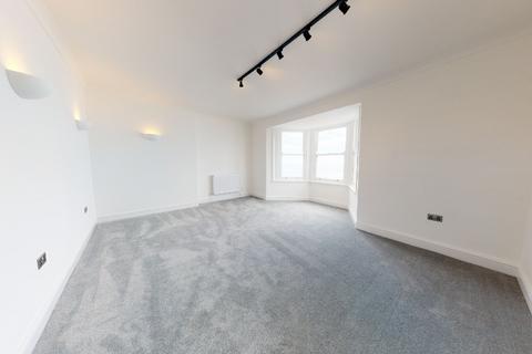 4 bedroom penthouse to rent, Kings Road