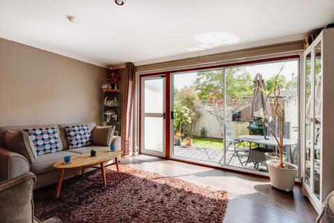 3 bedroom end of terrace house for sale, Clover Walk, Edenbridge