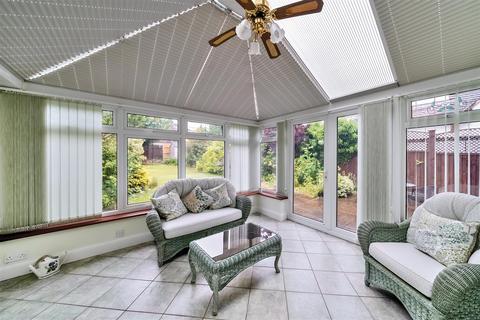 3 bedroom semi-detached house for sale, Queens Drive, Surbiton