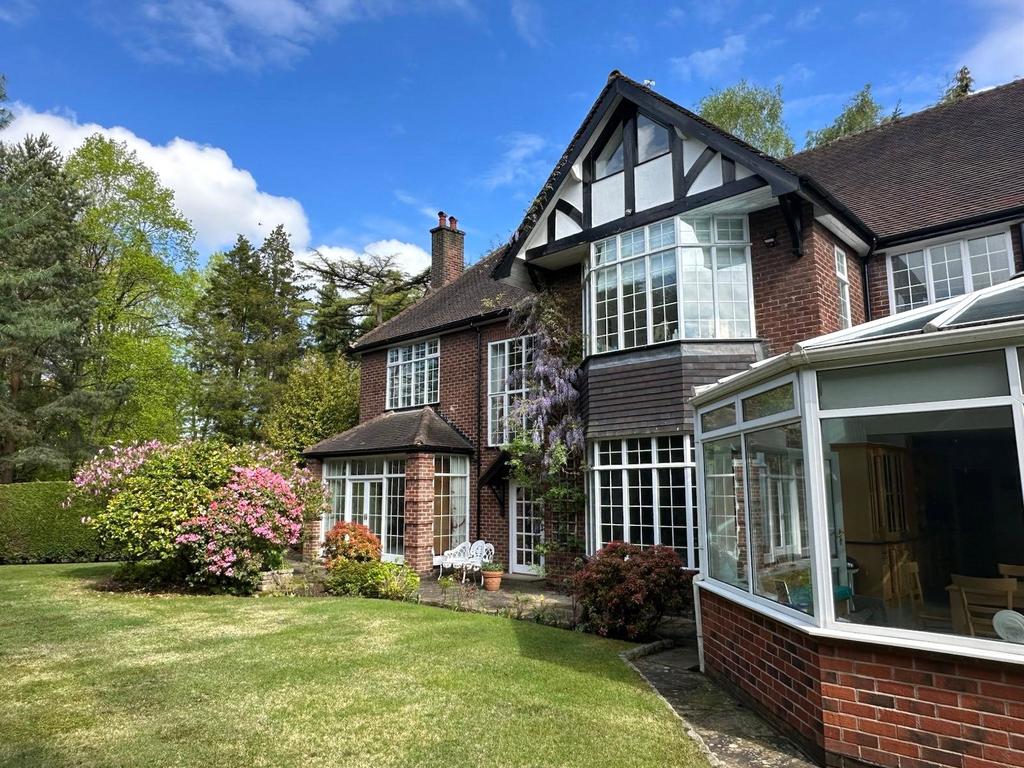 Side Elevation