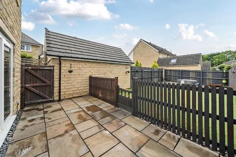 17 Mill Square, Horsforth, Leeds, LS18 4GJ
