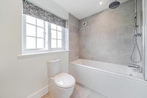17 Mill Square, Horsforth, Leeds, LS18 4GJ
