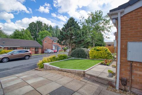 86 Clover Field, Clayton Le Woods, Chorley, PR6 7RX
