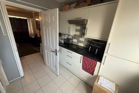 2 bedroom ground floor maisonette for sale, Linden Drive, Sheerness, Kent, ME12 1LG