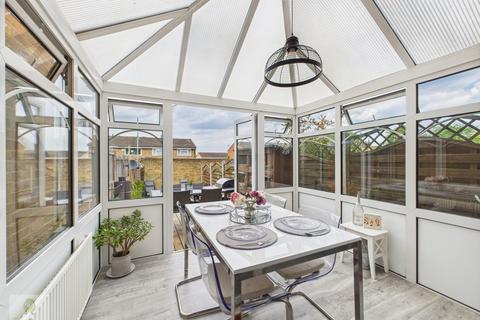 61 Abinger Drive, Chatham, ME5 8UL