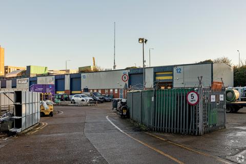 Industrial development to rent, 12 Northend Rd Erith DA8 3QE