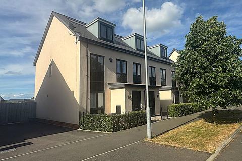 23 Amber Road, Bishops Cleeve, Cheltenham, GL52 7ZG