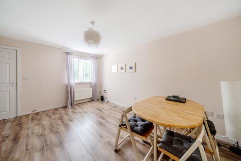 23 Amber Road, Bishops Cleeve, Cheltenham, GL52 7ZG