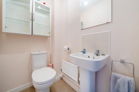23 Amber Road, Bishops Cleeve, Cheltenham, GL52 7ZG