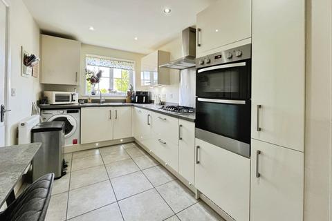 3 bedroom semi-detached house for sale, Mulberry Avenue, Beverley, HU17 7SS