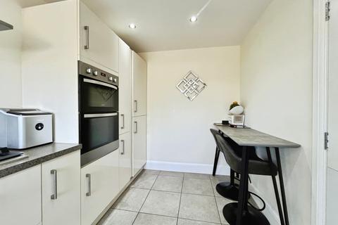 3 bedroom semi-detached house for sale, Mulberry Avenue, Beverley, HU17 7SS
