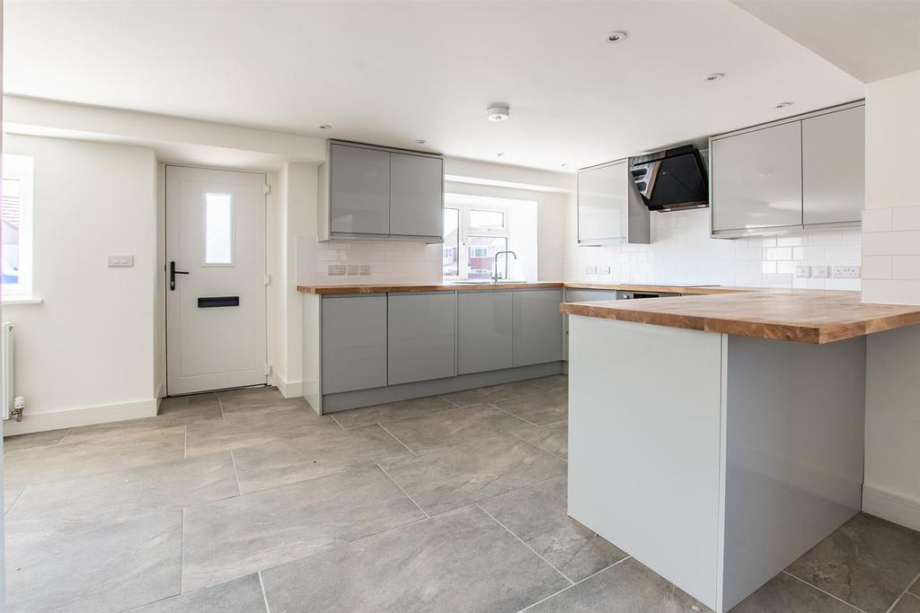 DSC 9532-HDR.jpg