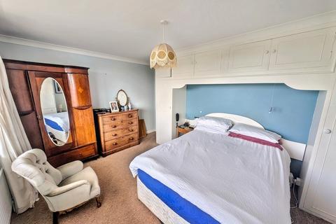 2 bedroom flat for sale, Bournemouth