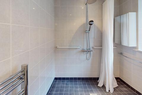 3 bedroom house to rent, Heathview Road, Grays, RM16