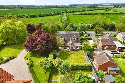 4 bedroom detached house for sale, Ferry Road, Goxhill, DN19 7LD