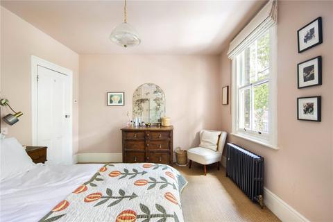 19 Norman Grove, London, E3 5EG