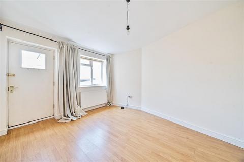 1 bedroom apartment for sale, Globe Court, Dowell Street, Honiton