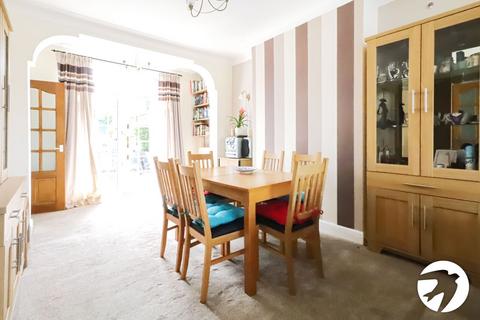 3 bedroom end of terrace house for sale, Manton Road, London, SE2