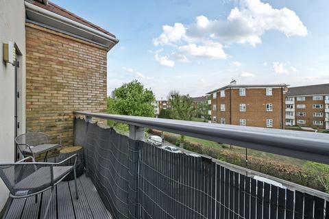 2 bedroom apartment for sale, Hartington Road, London