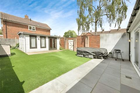 2 Clacy Green, Bracknell, RG42 2EH
