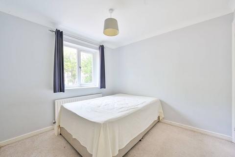 10 Gunwhale Close, London, SE16 6BS