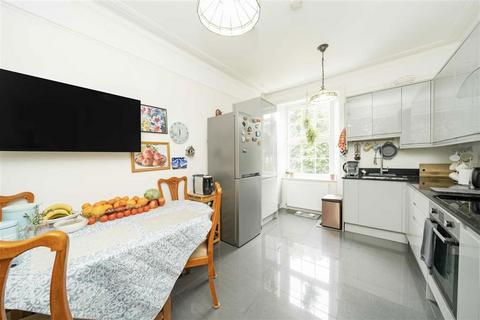 4 bedroom flat to rent, Sheldon Road, London NW2
