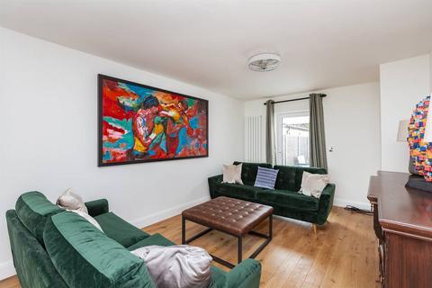 80 Marine Parade, Whitstable, CT5 2BA
